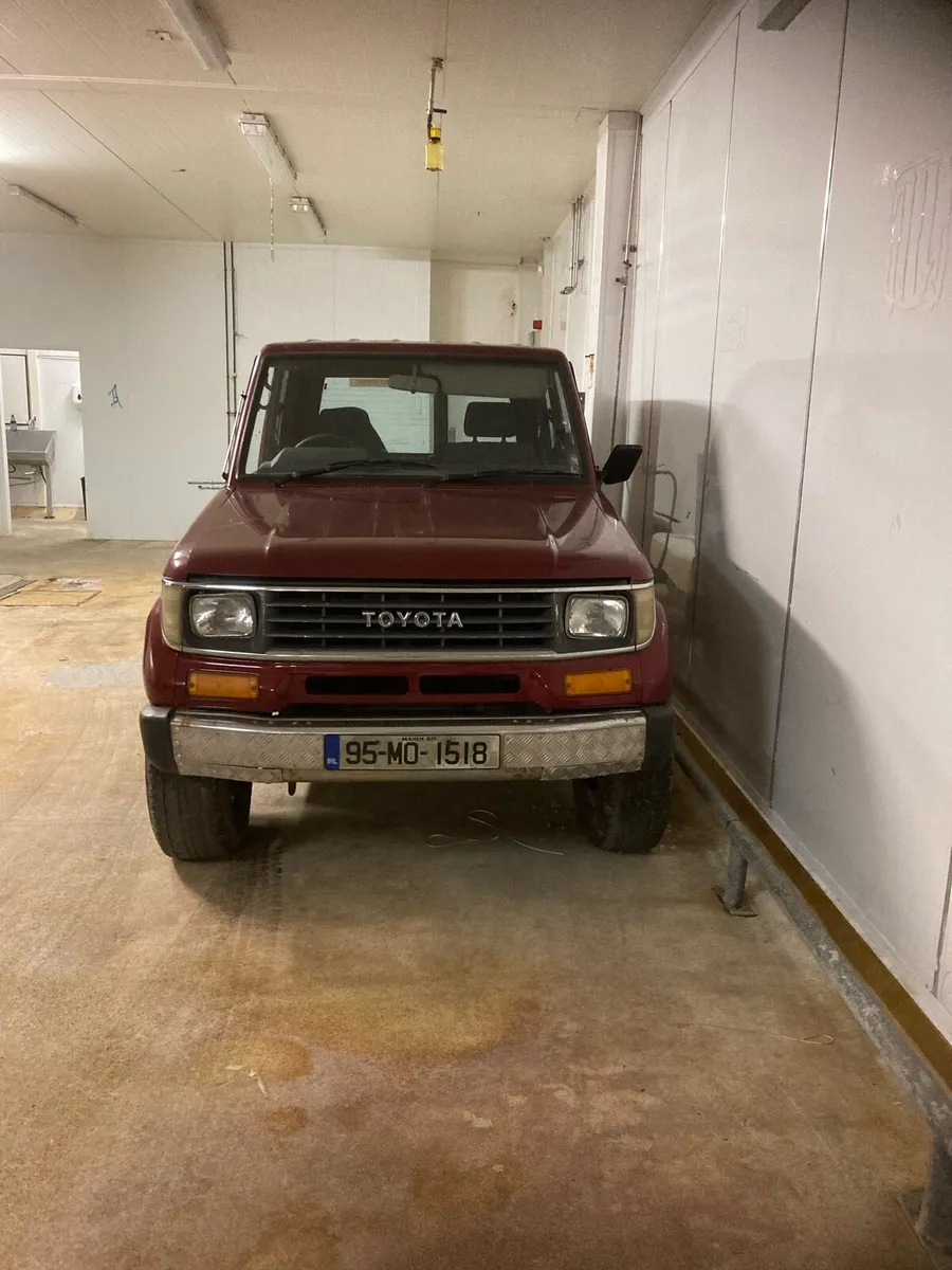 Toyota landcruiser - Image 2