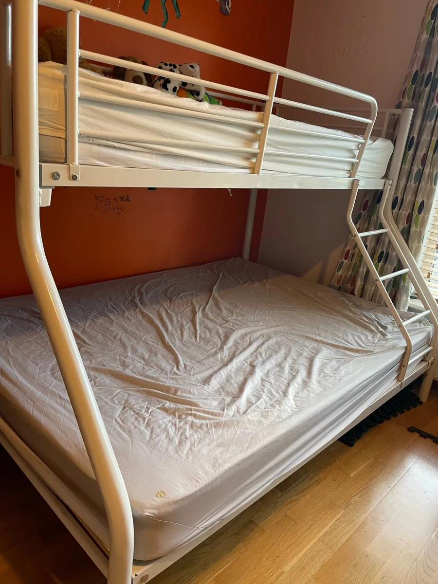 Bunk bed - Image 1