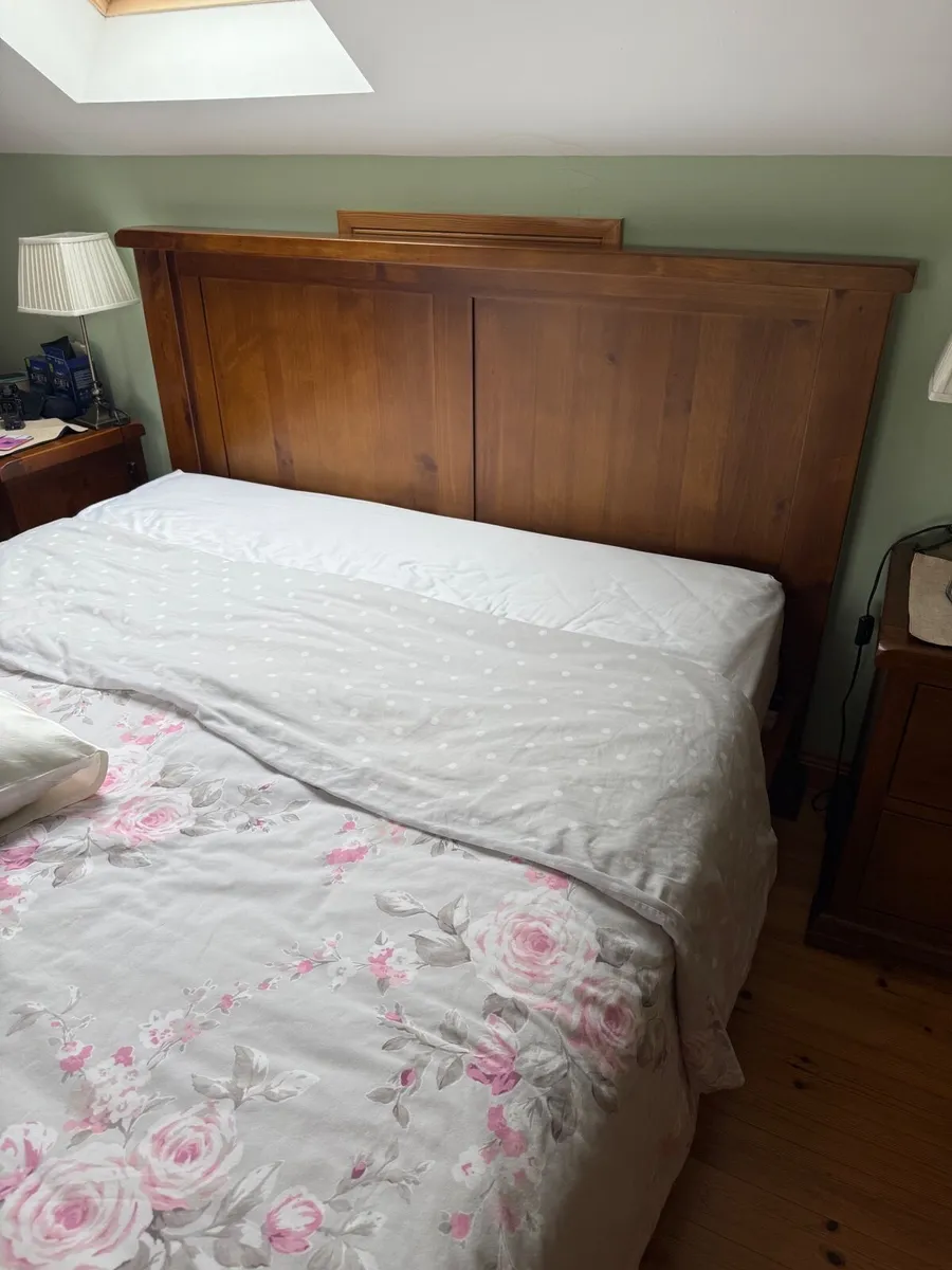 King size bed frame and Single bed and matress - Image 2