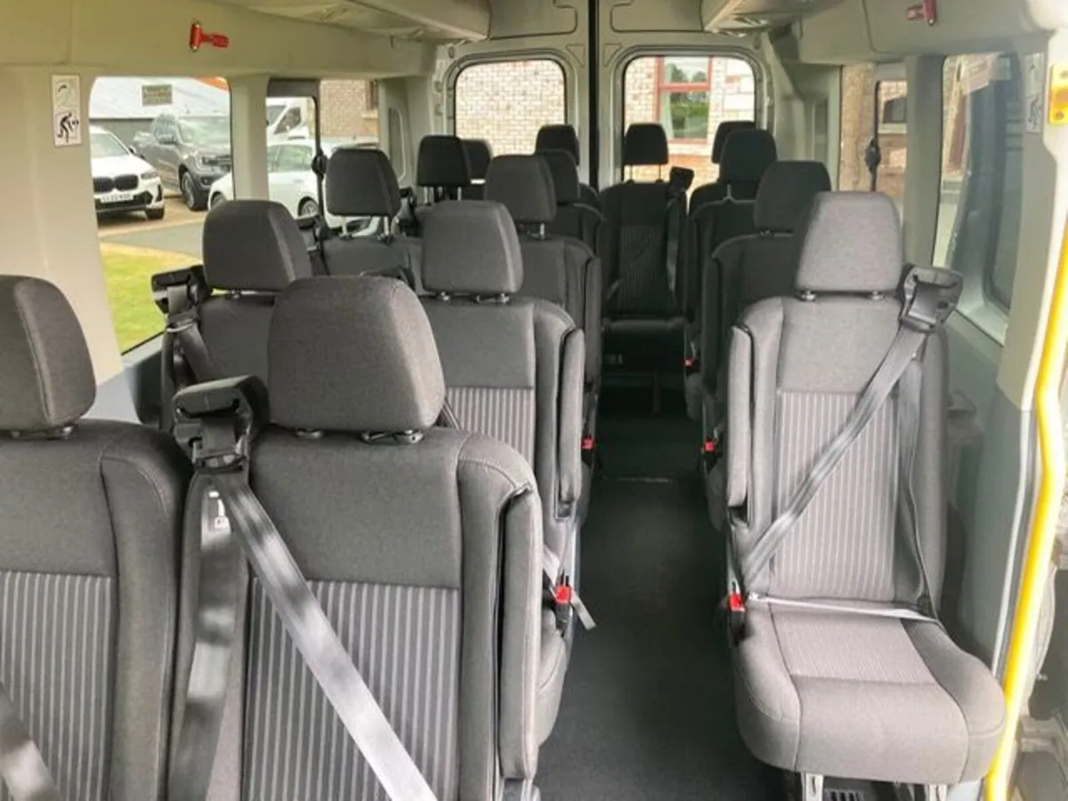 2018 FORD TRANSIT 460 TREND MINIBUS - Image 2