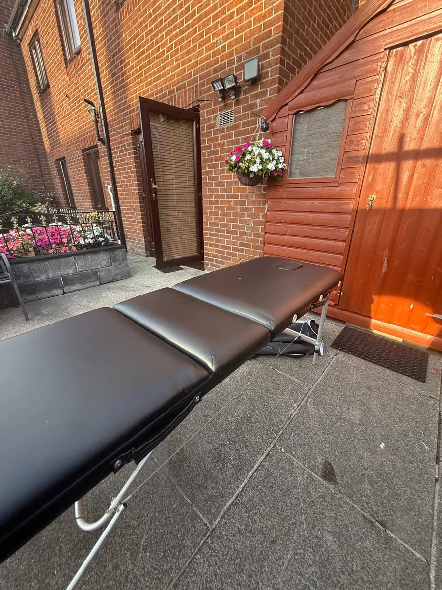 Massage bed - Image 1