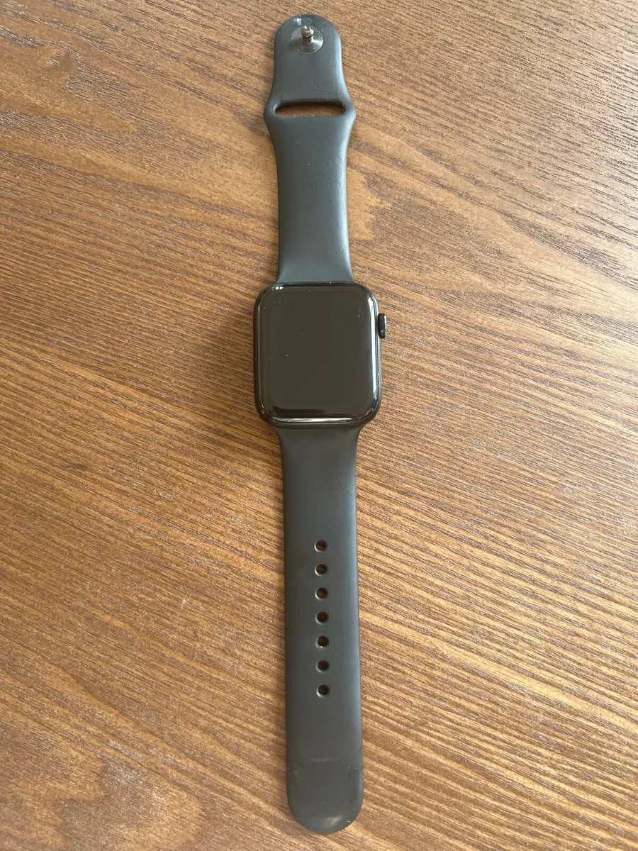 Apple Watch SE 2nd Gen (2022) 44mm GPS – Midnight - Image 1