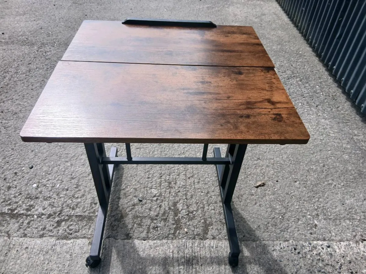 Desk - Image 2