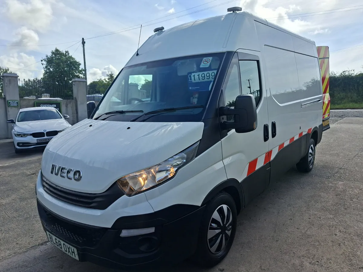 2019 IVECO DAILY 35S12 COMPRESSOR & GENERATOR VAN - Image 4