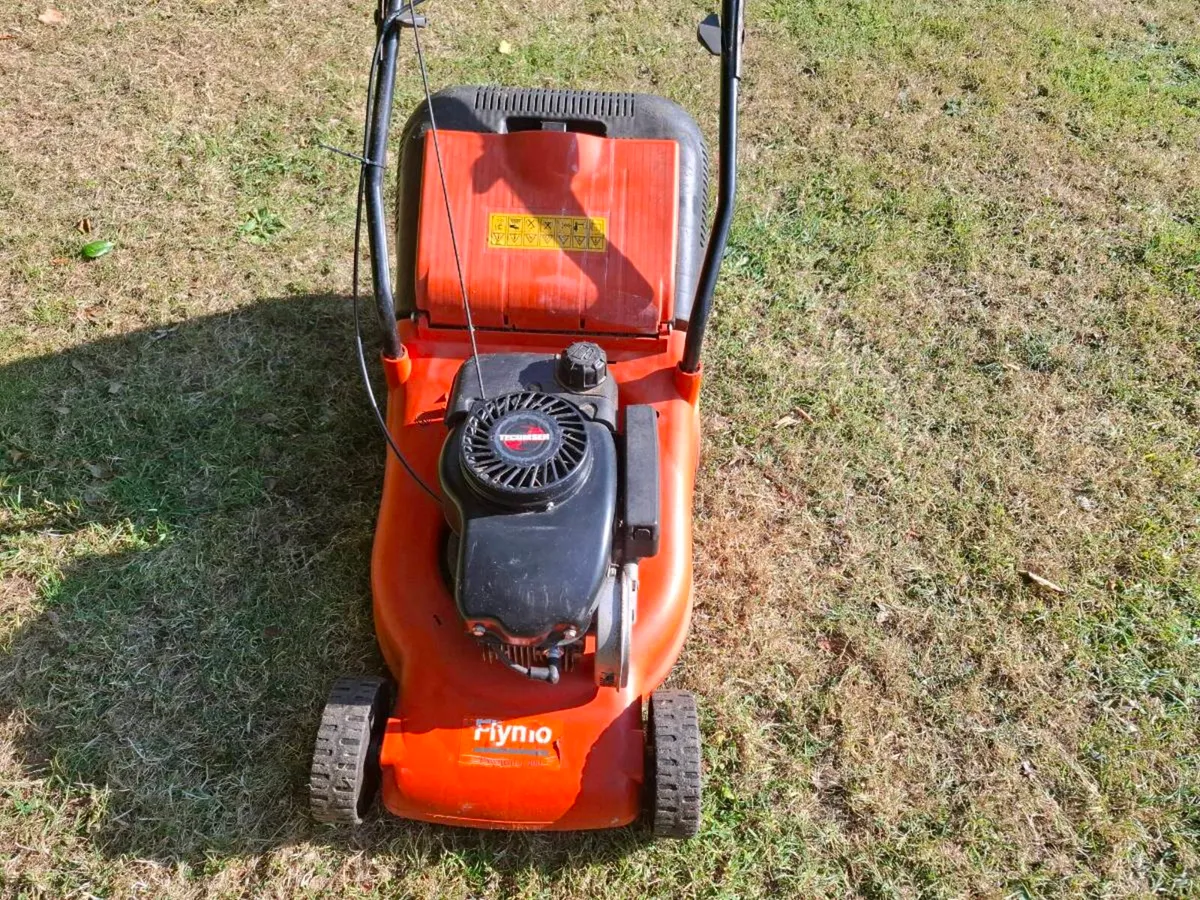 Petrol Lawnmower - Image 3