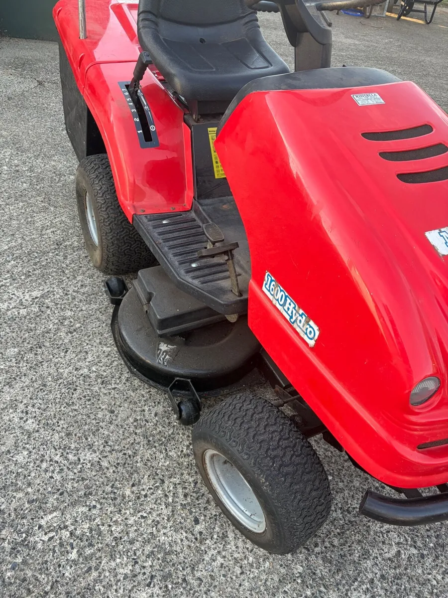 Ride on Lawnmower - Image 1