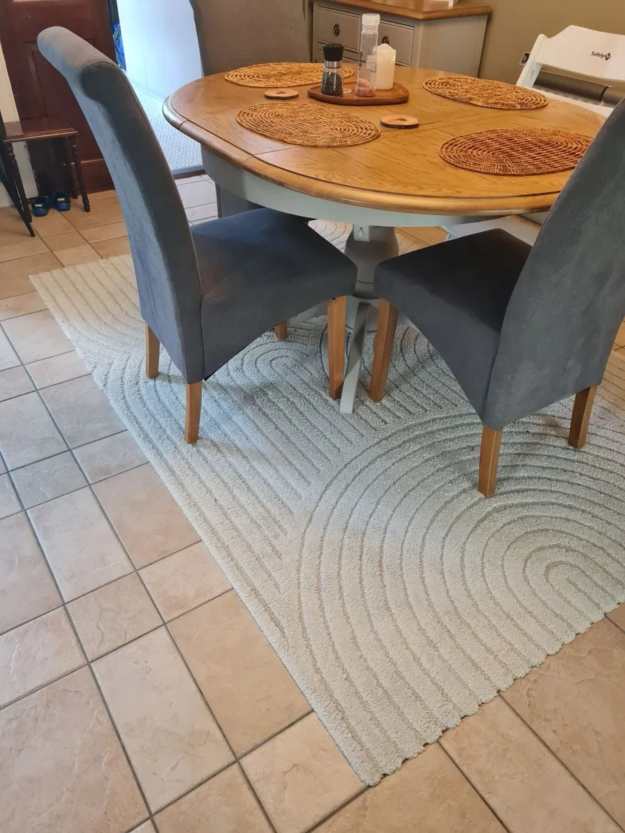 Carpet - Image 2