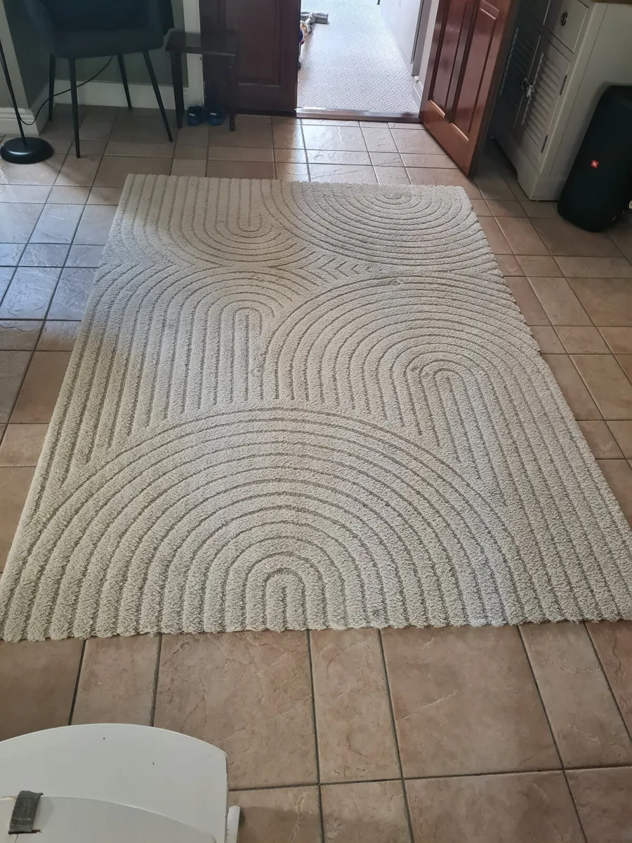 Carpet - Image 3