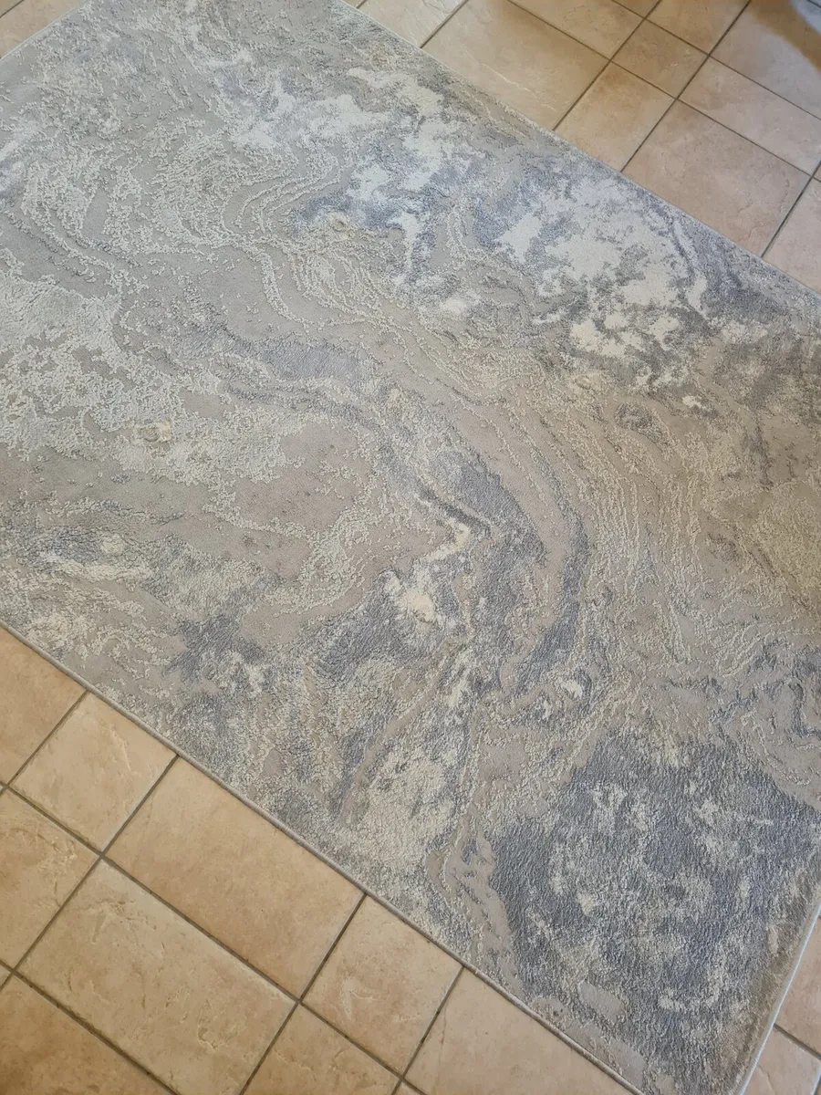 Carpet - Image 2