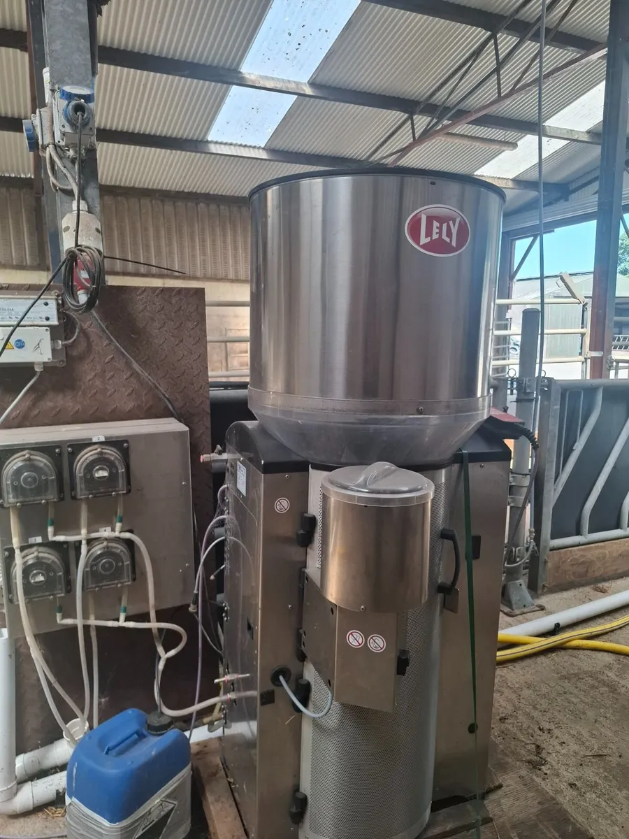 Automatic calf feeder - Image 2