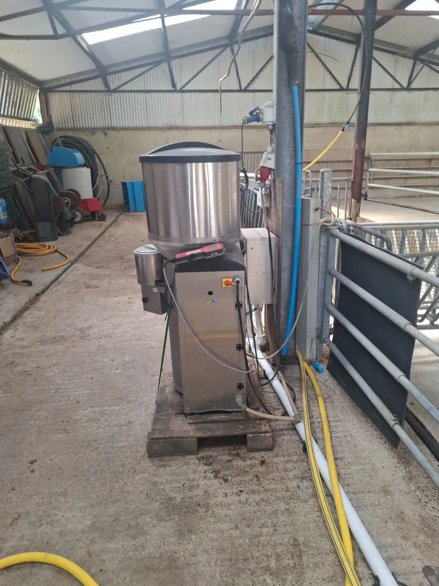 Automatic calf feeder - Image 4