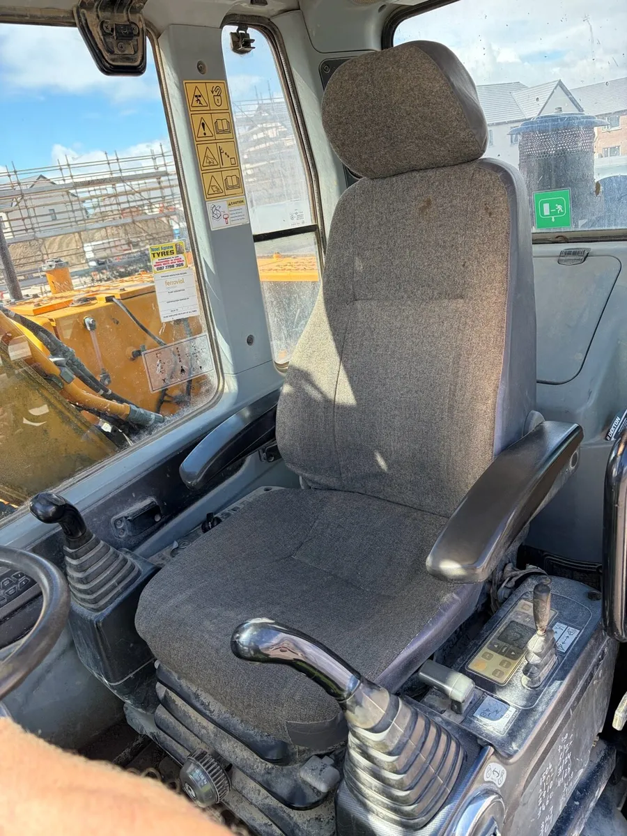 2007 HYUNDAI 140W-7A RUBBERDUCK - Image 3