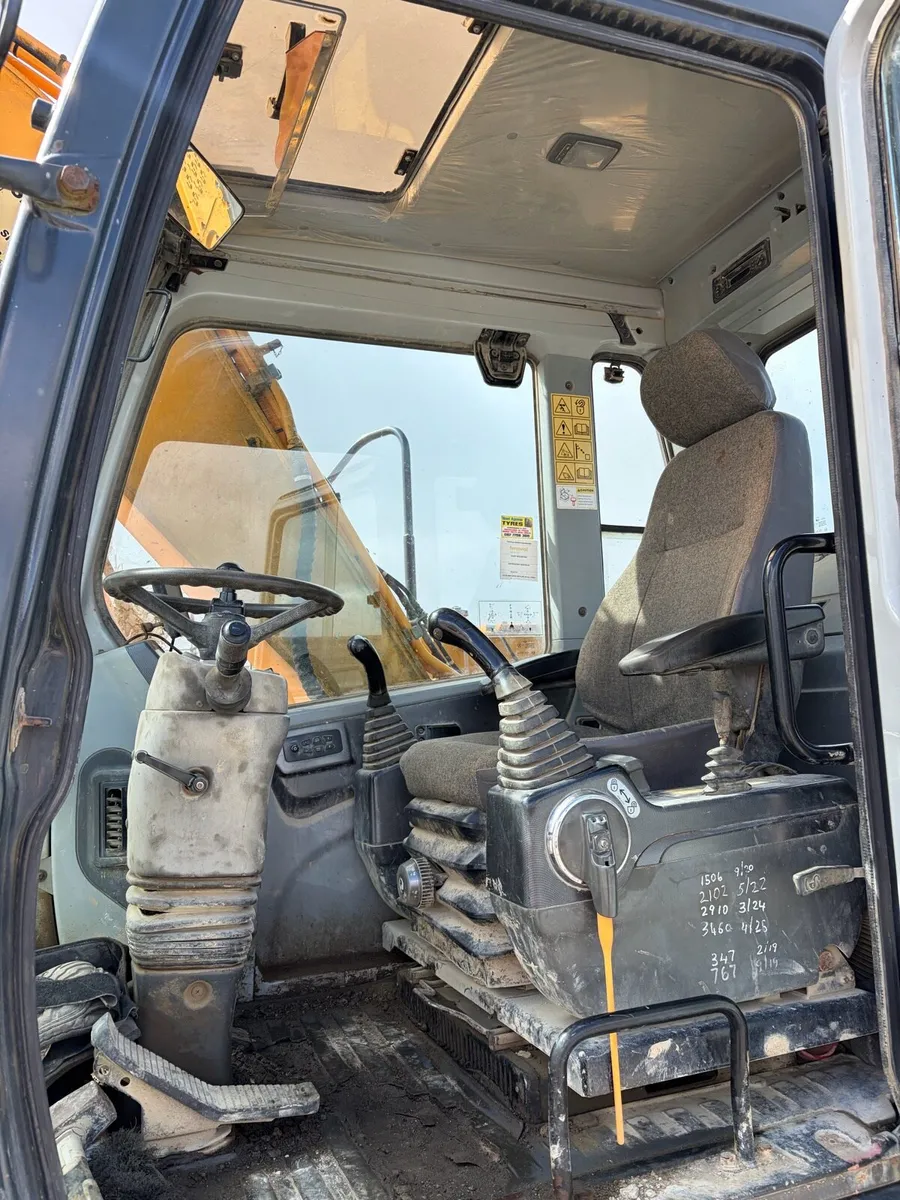 2007 HYUNDAI 140W-7A RUBBERDUCK - Image 4