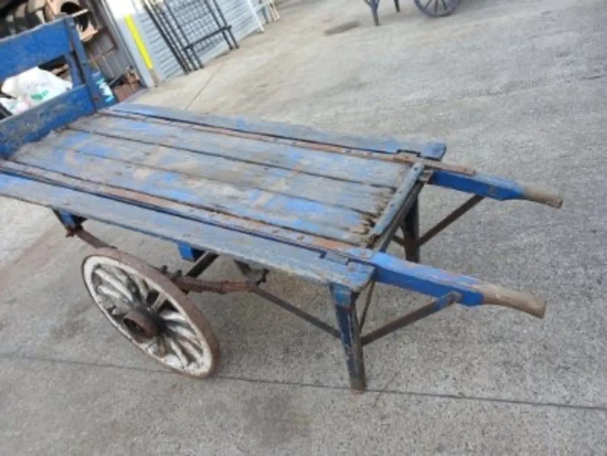 Antique market carts - Image 2