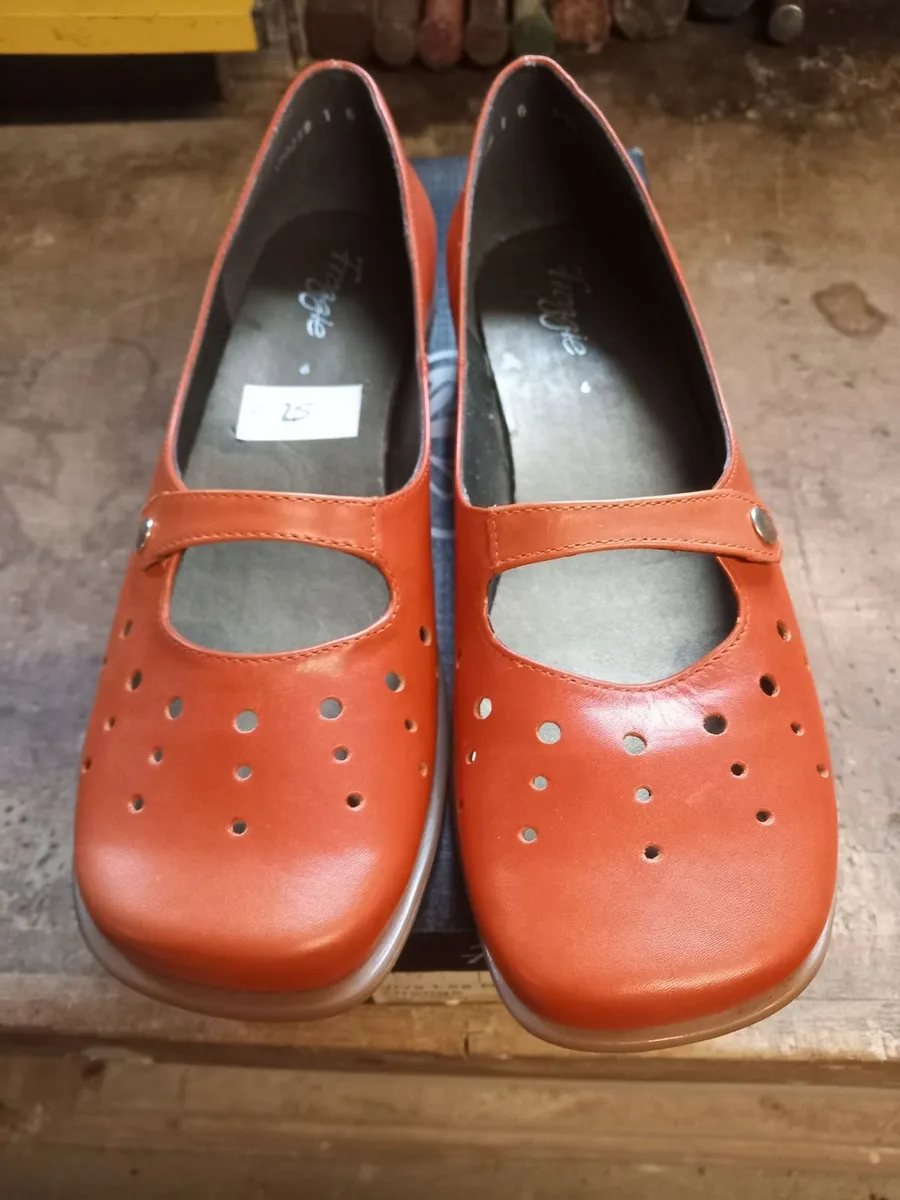 Shoes - Image 3