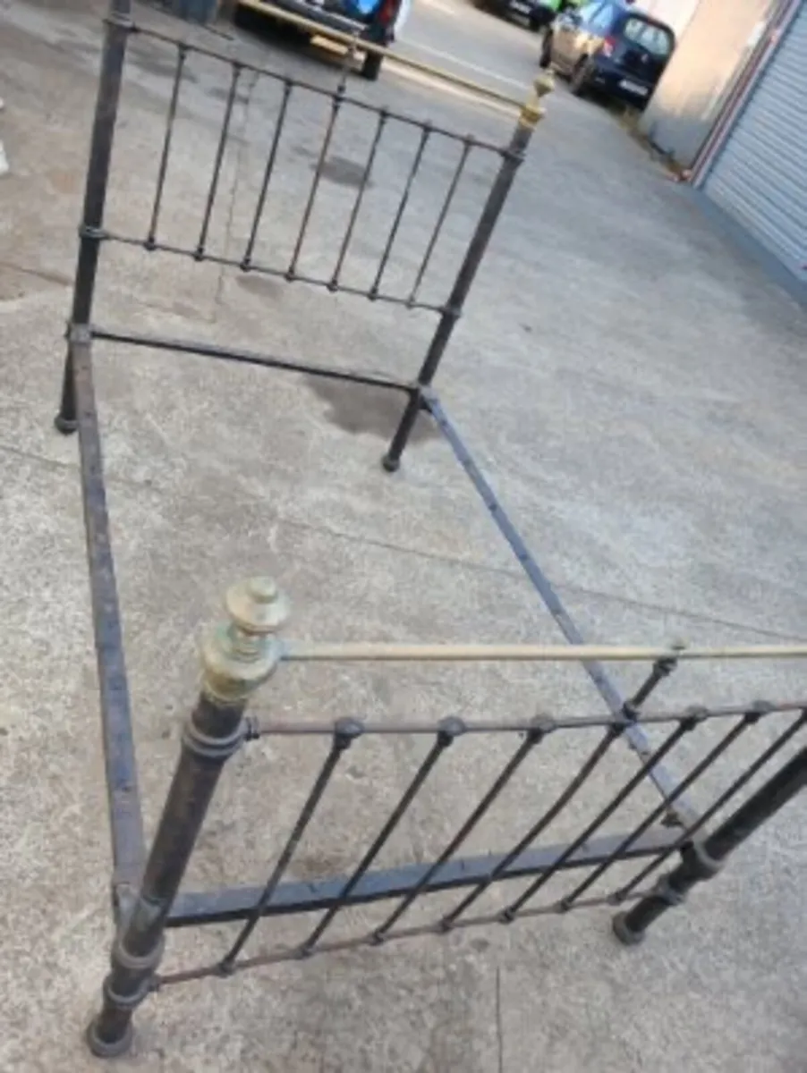 Antique beds - Image 4