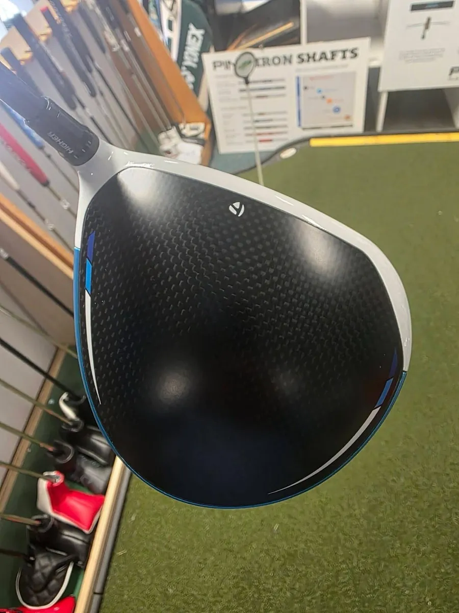 As New Taylormade Sim2 Max Driver - Image 3