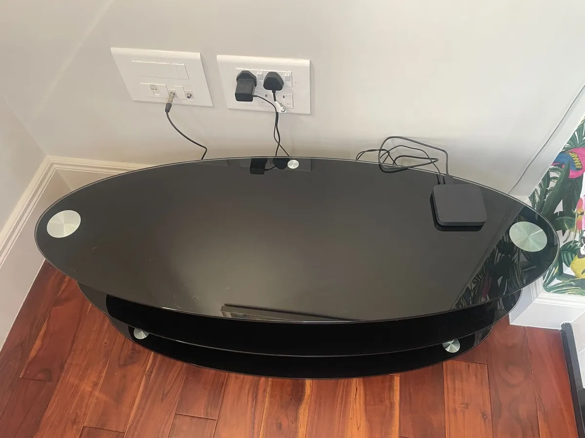 TV Stand - Image 2