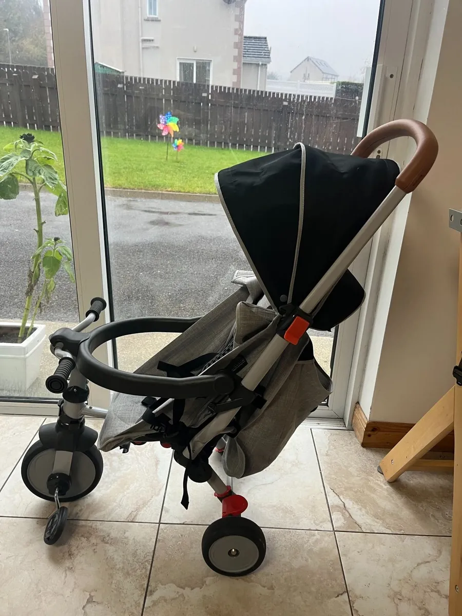 Smoby Robin Foldable Trike Pushchair - Image 2
