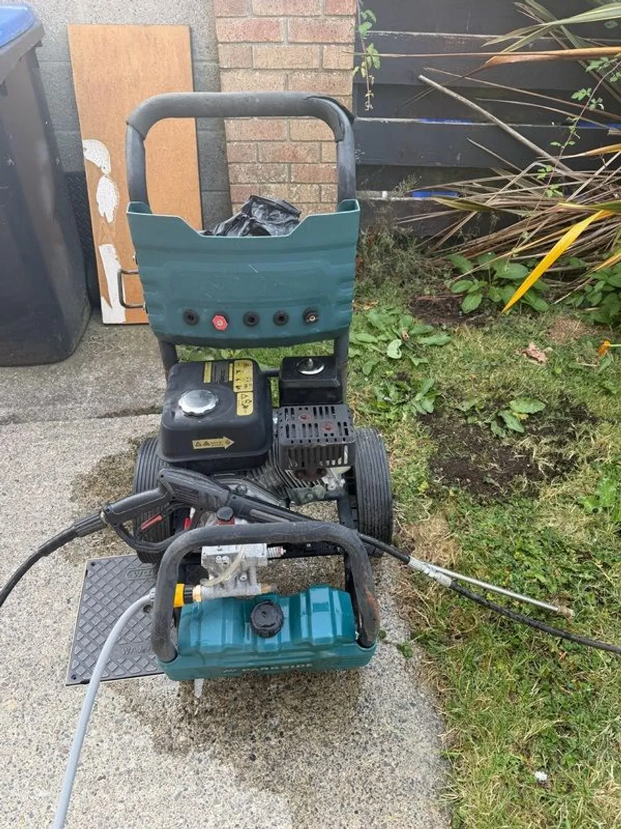 Parkside Petrol Pressure Washer - Image 3