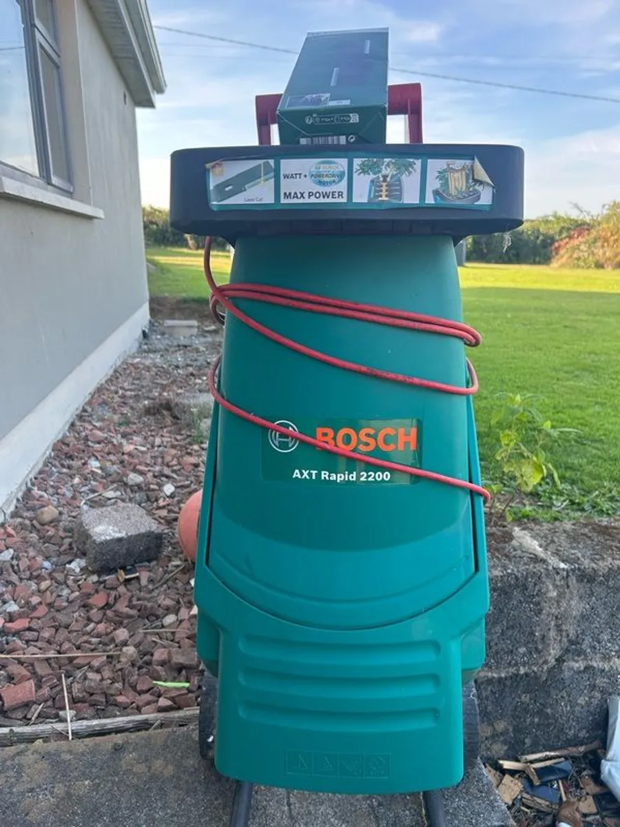Bosch AXT Rapid 2200 Garden Shredder - Image 3