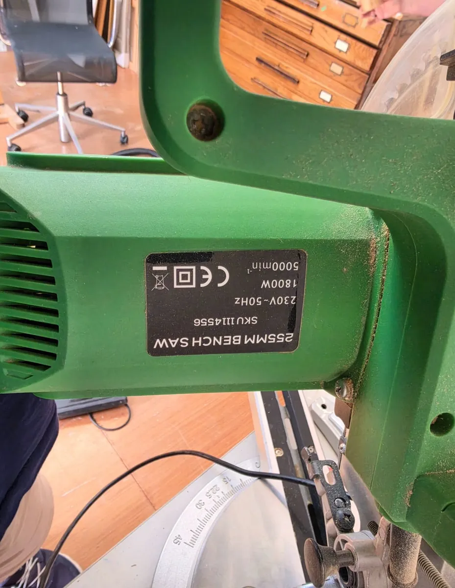 Headline Crown 255mm 1800W Mitre Saw + Stand/Table - Image 2