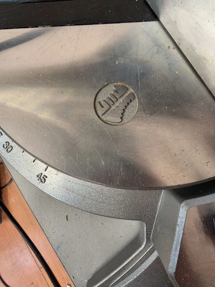 Headline Crown 255mm 1800W Mitre Saw + Stand/Table - Image 3