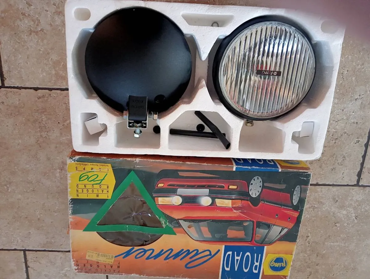 Spot lights - Image 3