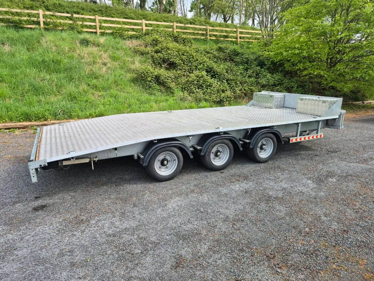 2024 16ft Beavertail trailor for sale - Image 2
