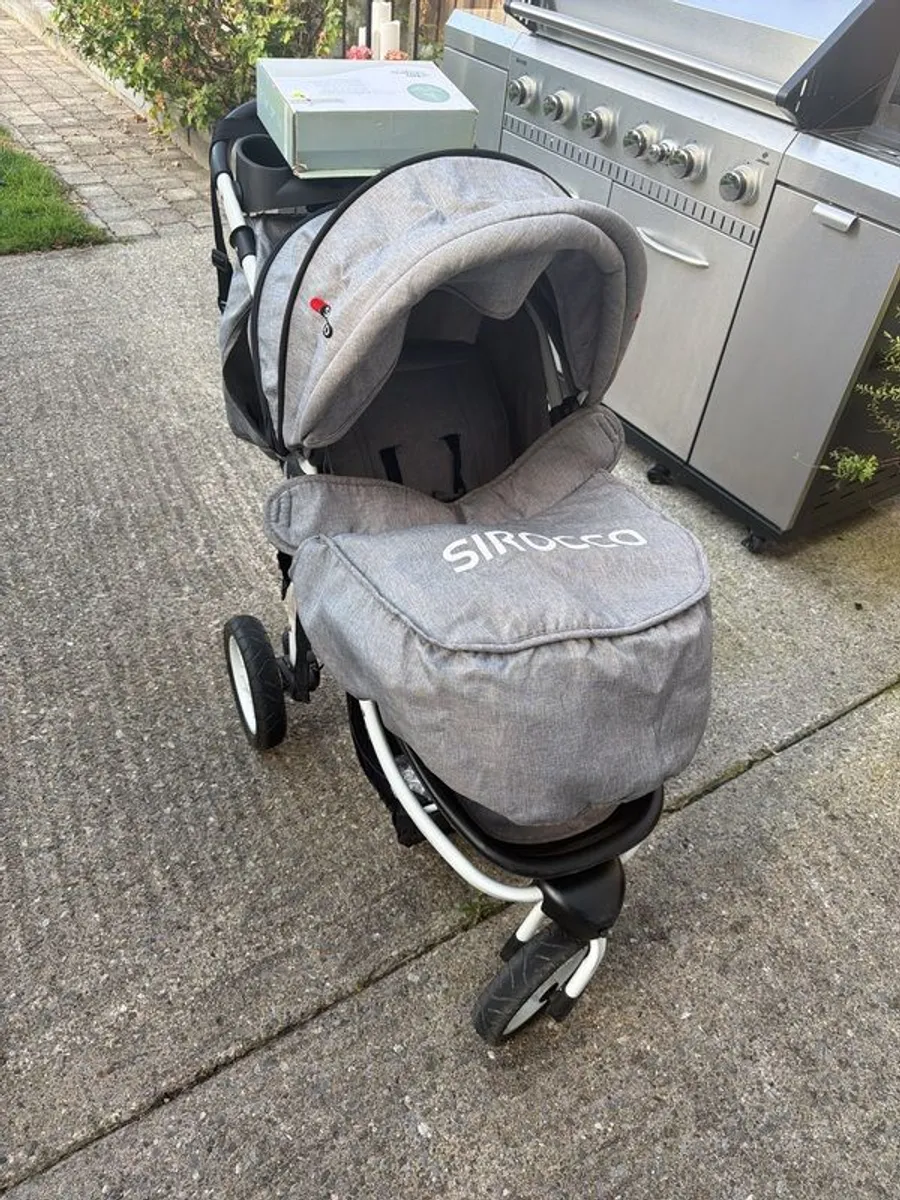 Sirocco stroller - Image 1