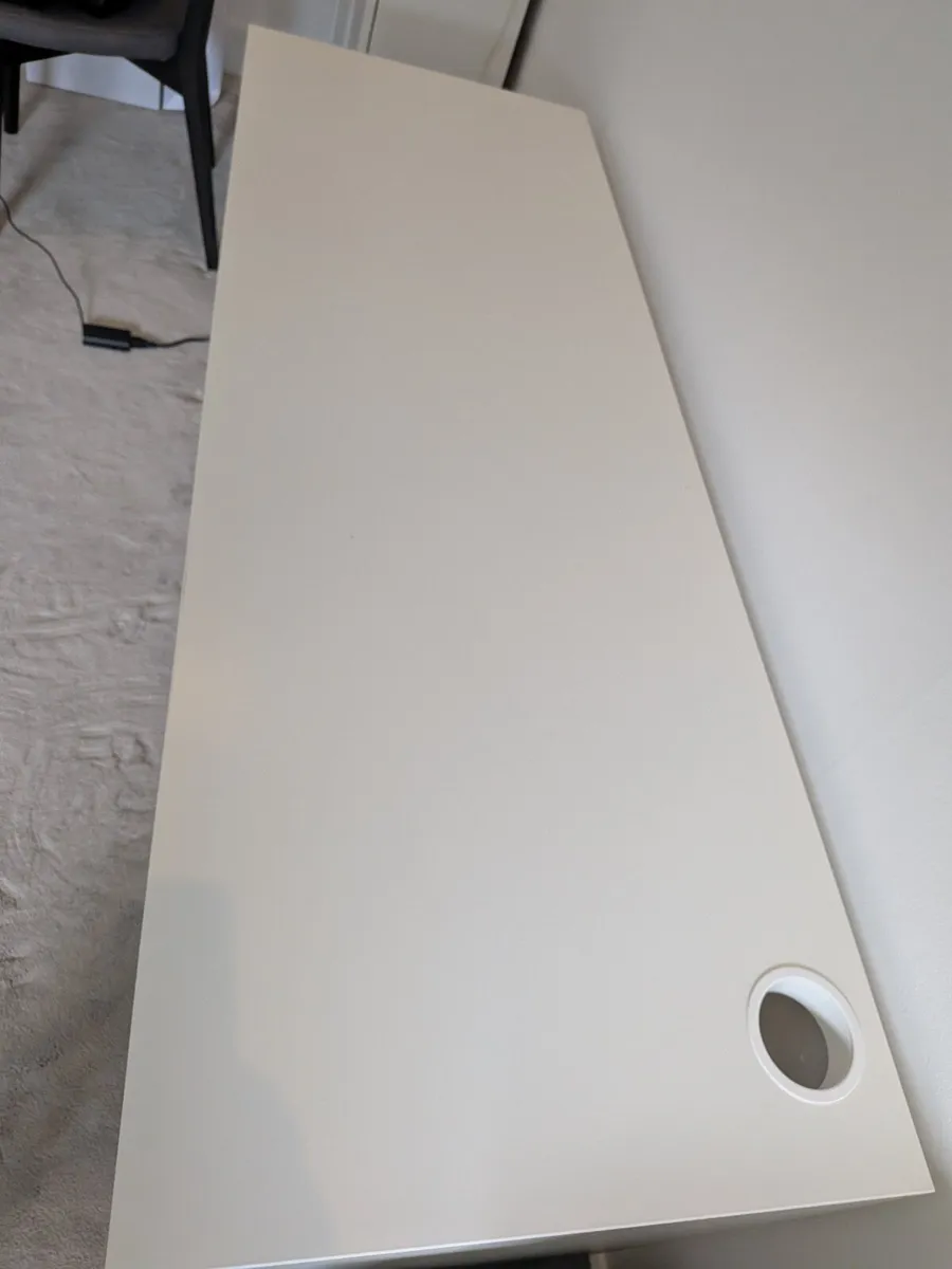 Office desk - Image 1