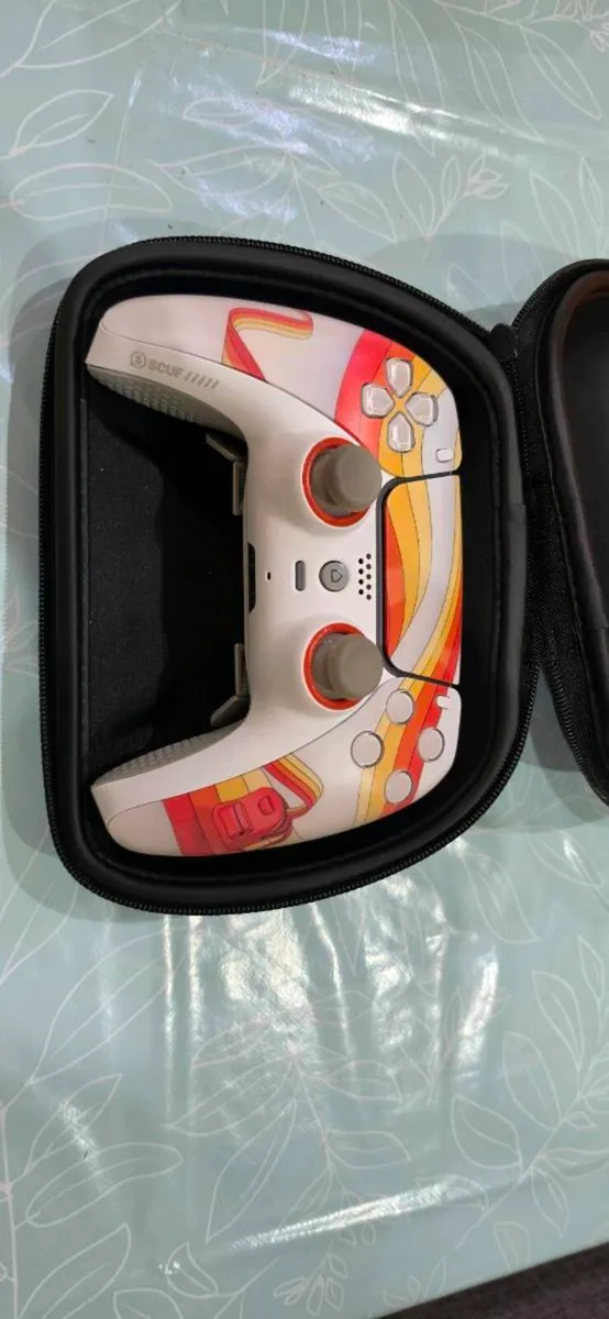 Scuf Reflex PS5 Controller - Image 4