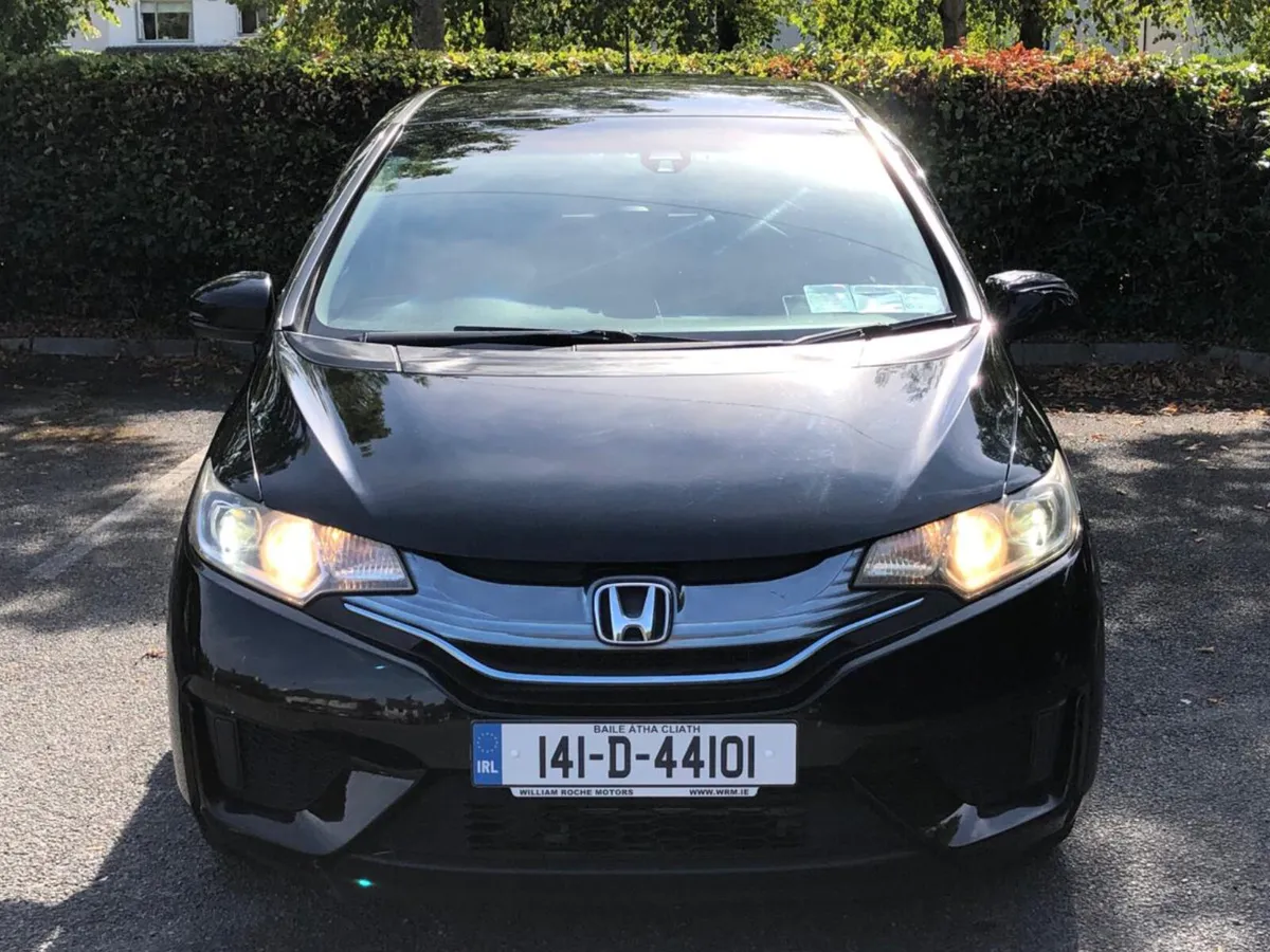 Honda Fit GP5 1,5HYBRID,AUTOMATIC,PLS READ ADD - Image 2