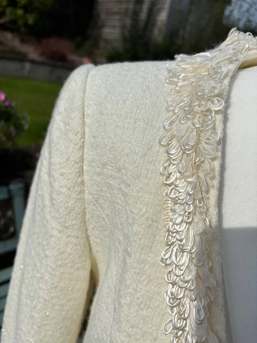 Beautiful Cream Bouclè Summer Jacket Size 12/14 - Image 2