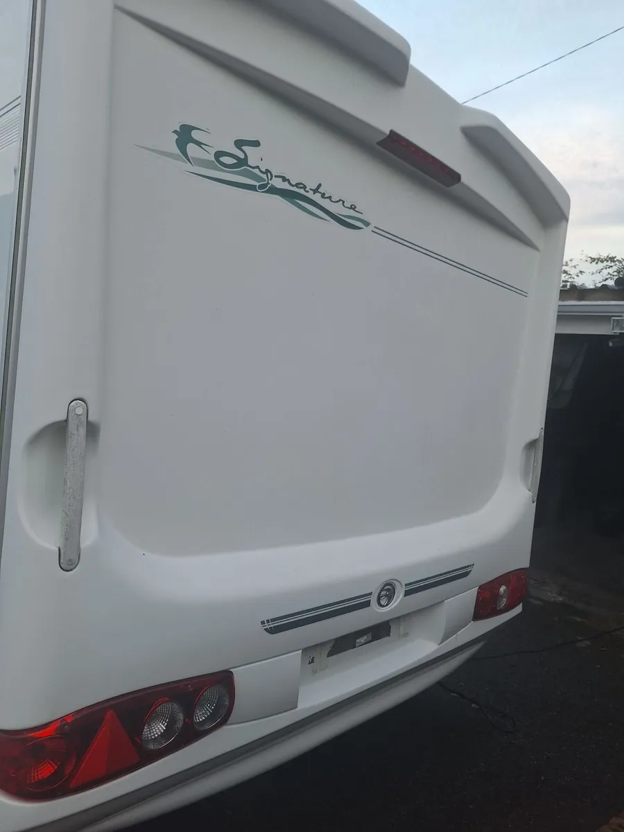 2004 Swift Signature Caravan - Image 3