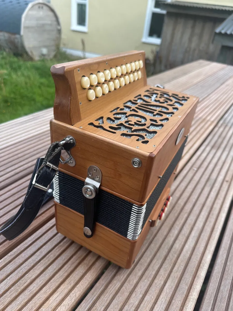 Button accordion BC Mcneela - Image 2
