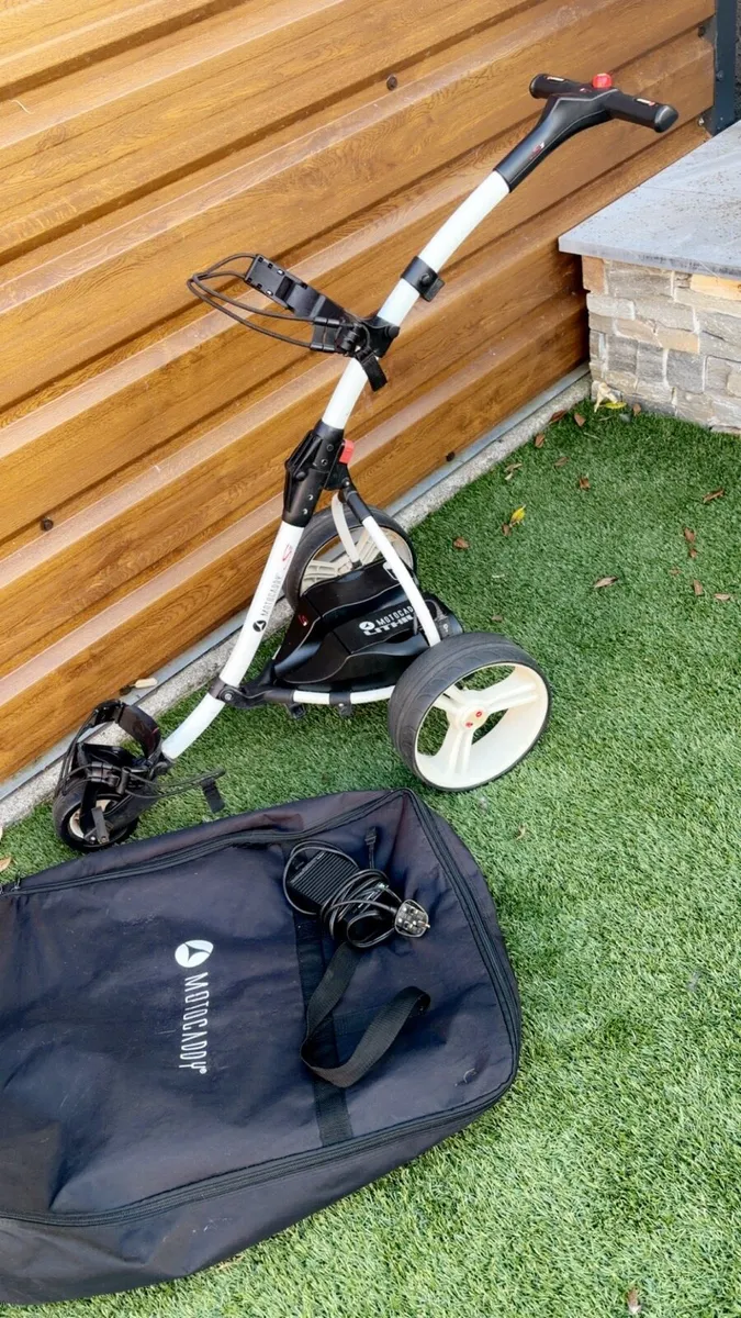 Motocaddy S1 Electric Trolley - Image 1