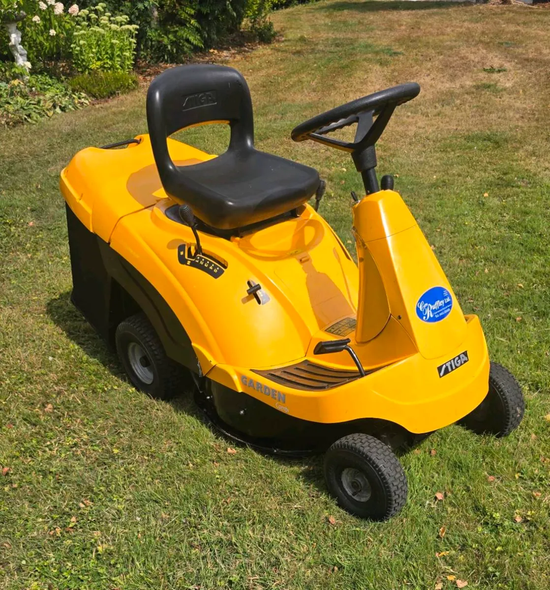 Tractor mower - Image 1