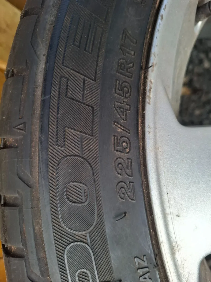 SAAB Alloy wheel - 17" No buckles or welds - Image 2