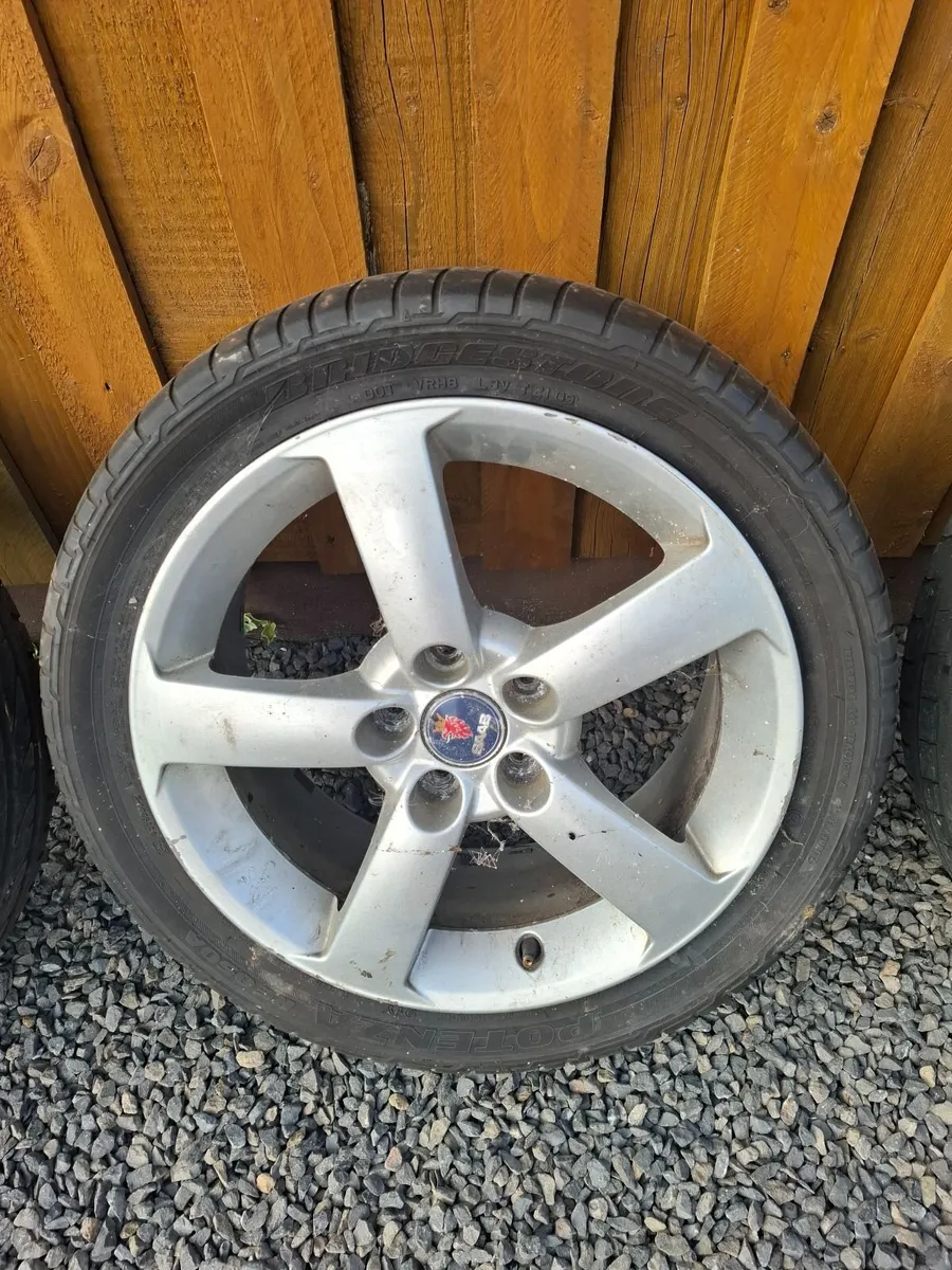 SAAB Alloy wheel - 17" No buckles or welds - Image 1
