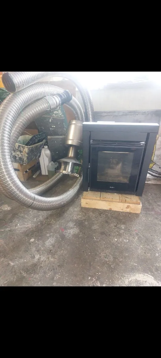 Pellet Stove - Image 1