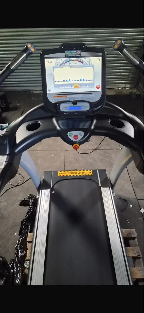 FULLY COMMERCIAL TREADMILLS ⭐️ - Image 1
