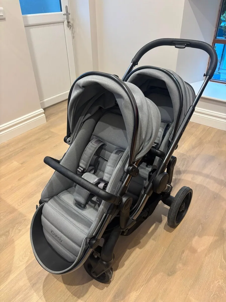 Twin Pushchair - Image 1