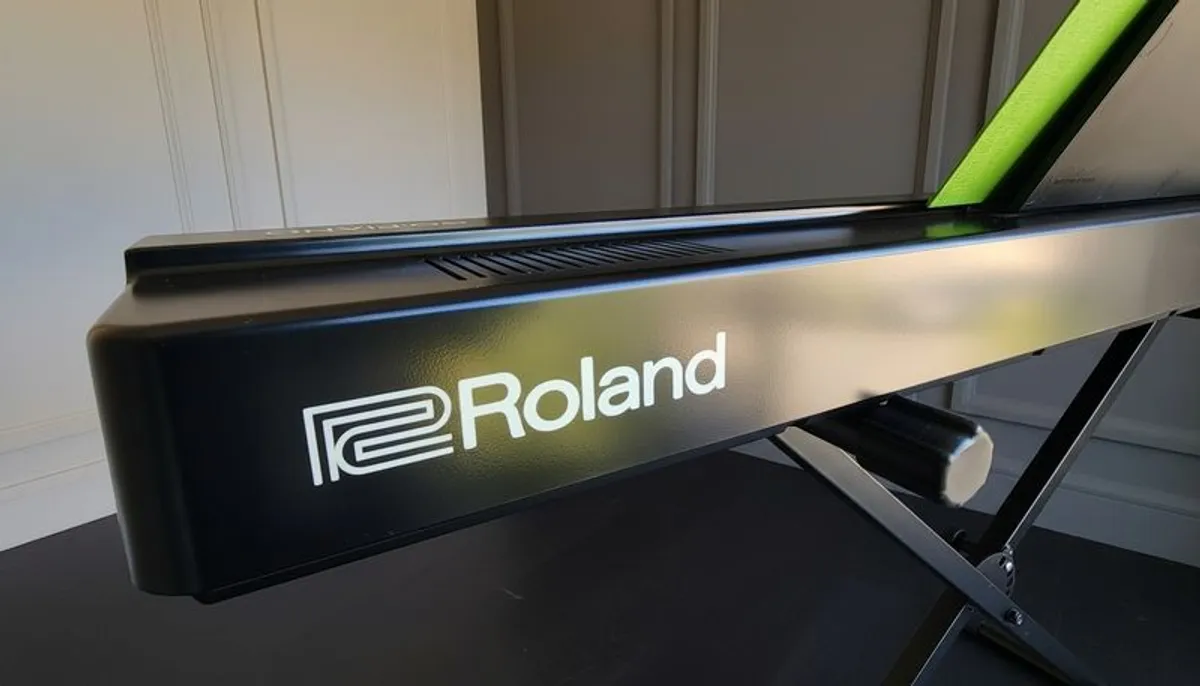 Digital Piano - Image 2