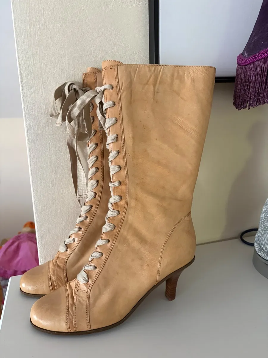New Vintage boots - Image 1