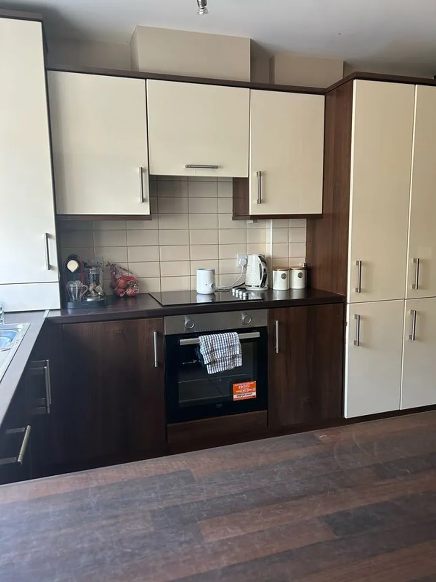 Kitchen - Image 2