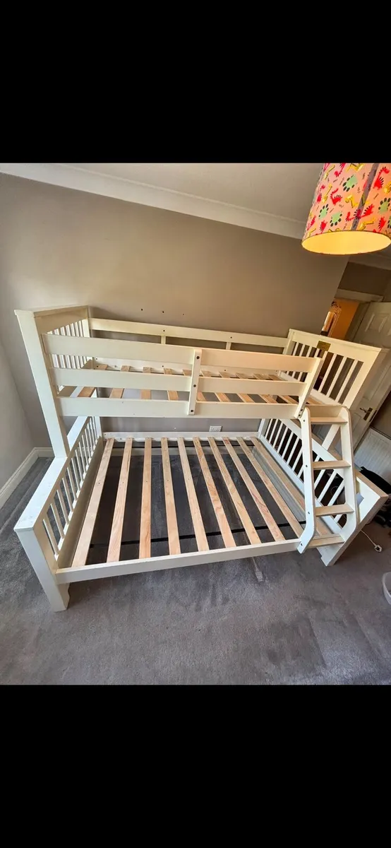 Triple bunk bed : double /single bunk bed - Image 2