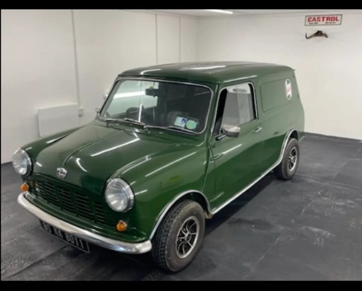 1980 mini van - Image 3
