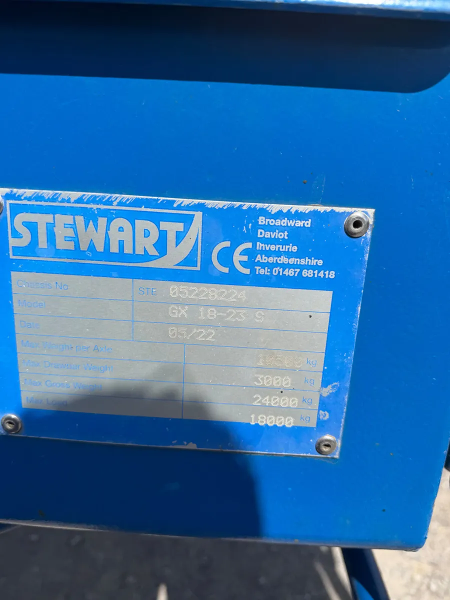 Stewart’s 18 - 23S Grain Trailer For Sale - Image 3