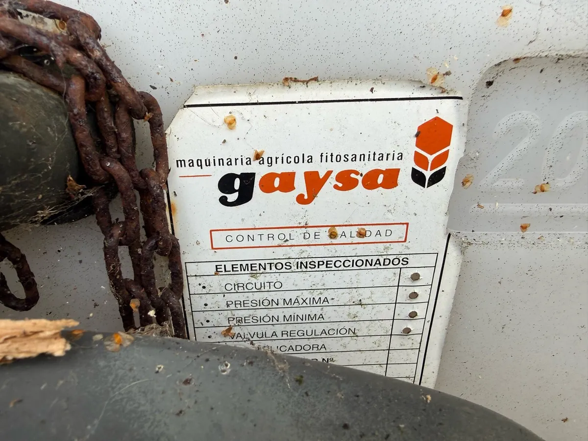 200l Agricultural Sprayer in great condition - Image 3